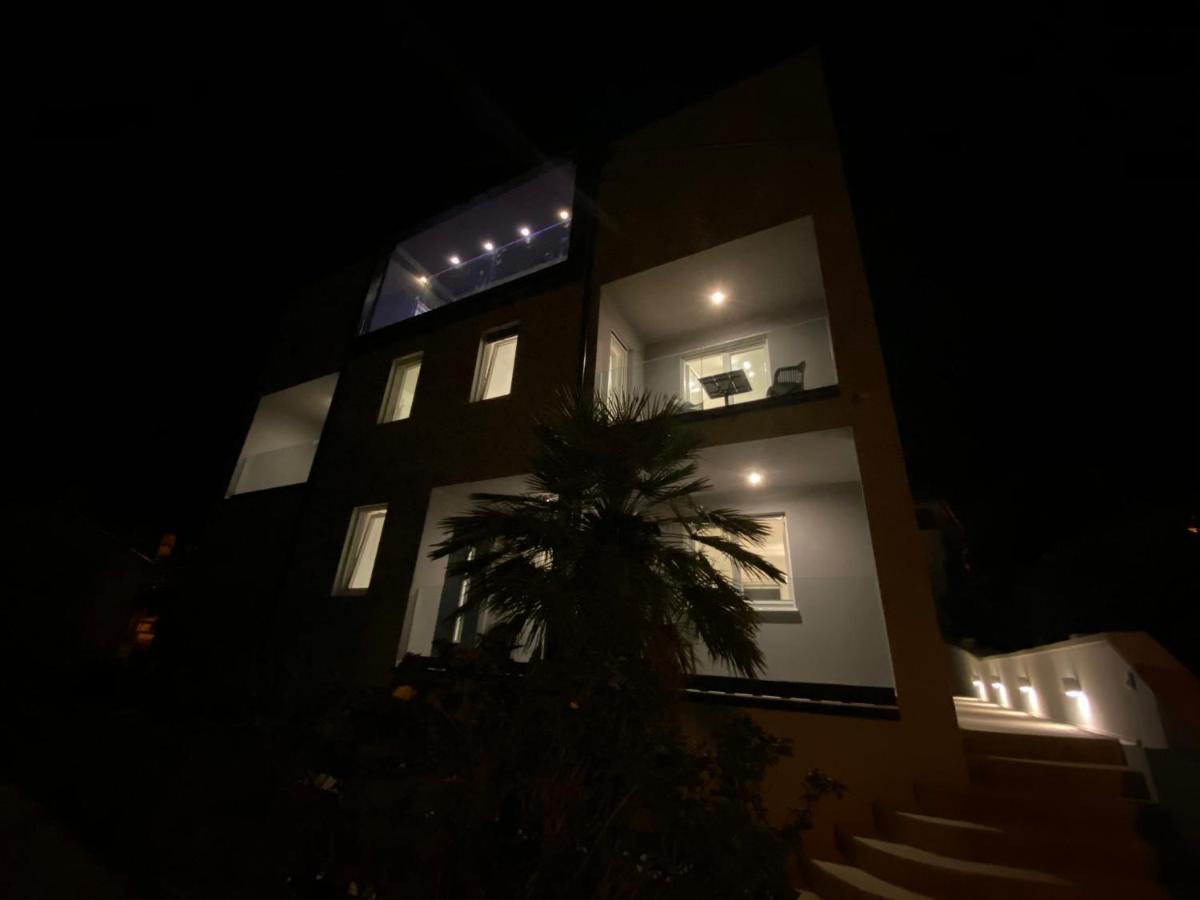 Apartments Hemetek Veli Losinj Exterior photo