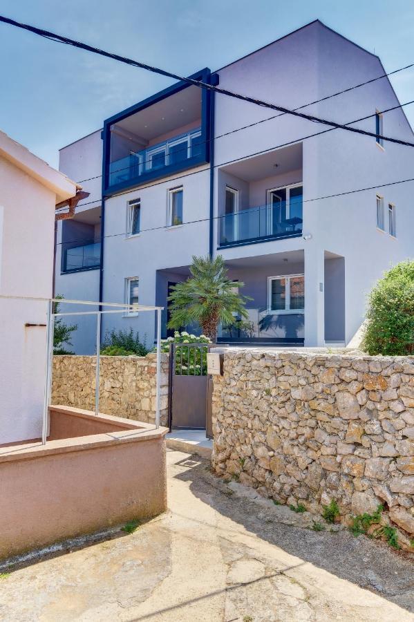 Apartments Hemetek Veli Losinj Exterior photo