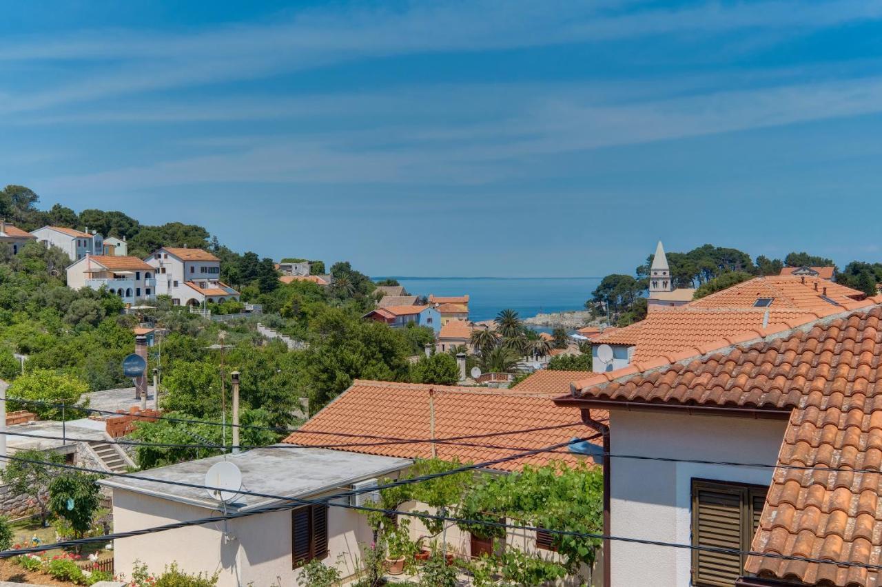 Apartments Hemetek Veli Losinj Exterior photo